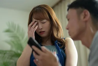 Bà xã sốc khi ông xã tâm sự về ước muốn nhìn bà xã bị người khác địt