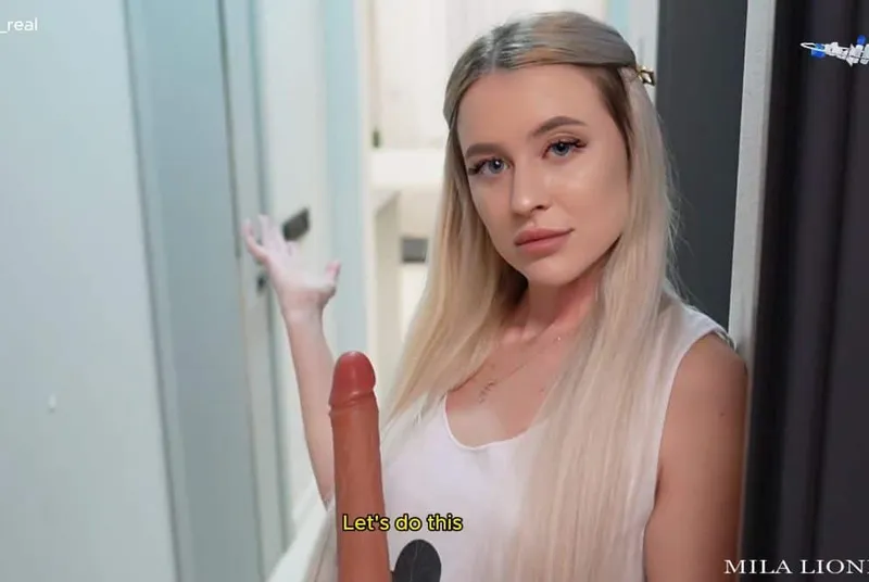 Giao dương vật giả chất lượng kém, anh shipper phải đền tiền bằng cò thật